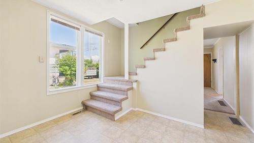 217 6Th Avenue, Cranbrook, BC - Indoor Photo Showing Other Room