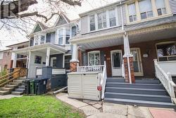 44 RHODES AVENUE Toronto, ON M4L 2Z9
