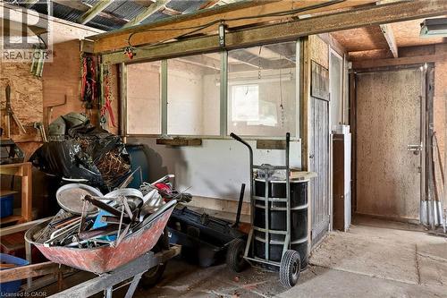 Image quality insufficient for description - 958 Highland Road E, Hamilton, ON 