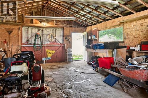 958 Highland Road E, Hamilton, ON 