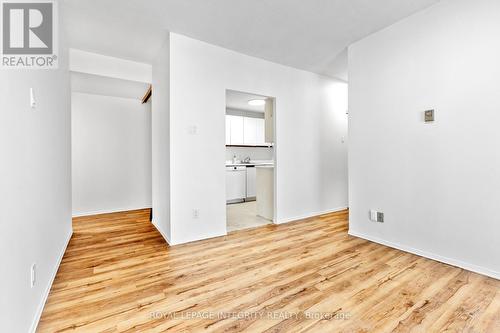 2001 - 475 Laurier Avenue W, Ottawa, ON - Indoor Photo Showing Other Room