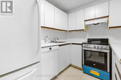 2001 - 475 Laurier Avenue W, Ottawa, ON - Indoor Photo Showing Kitchen