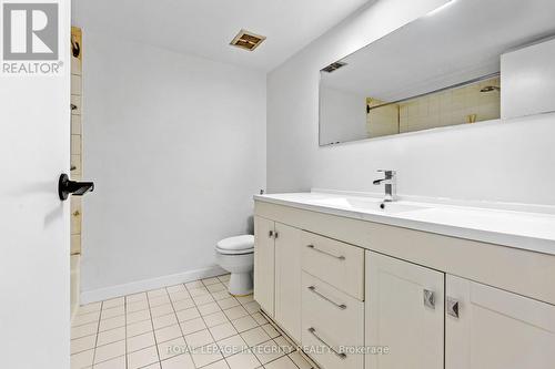 2001 - 475 Laurier Avenue W, Ottawa, ON - Indoor Photo Showing Bathroom