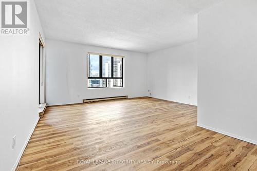 2001 - 475 Laurier Avenue W, Ottawa, ON - Indoor Photo Showing Other Room