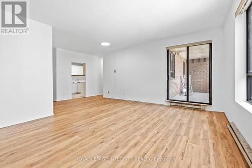 2001 - 475 Laurier Avenue W, Ottawa, ON - Indoor Photo Showing Other Room
