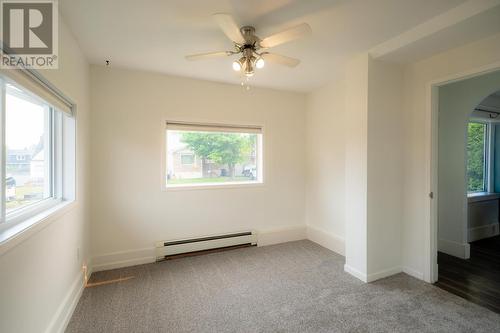 74 Melvin Ave, Thunder Bay, ON - Indoor Photo Showing Other Room