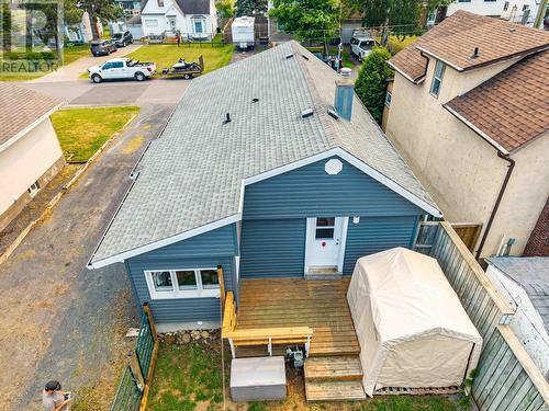 74 Melvin Ave, Thunder Bay, ON - Outdoor