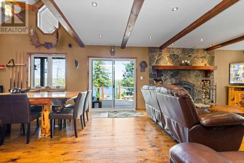 1 - 1041 Summit Road, Muskoka Lakes (Wood (Muskoka Lakes)), ON - Indoor With Fireplace