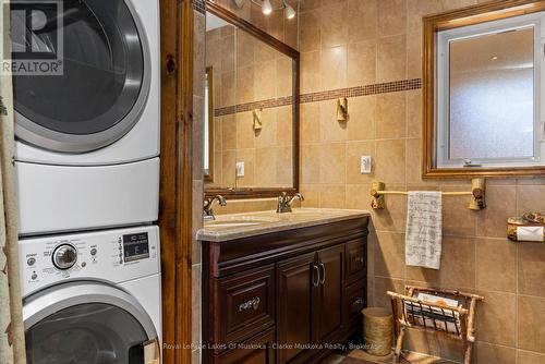1 - 1041 Summit Road, Muskoka Lakes (Wood (Muskoka Lakes)), ON - Indoor Photo Showing Laundry Room
