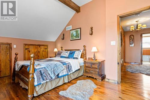 1 - 1041 Summit Road, Muskoka Lakes (Wood (Muskoka Lakes)), ON - Indoor Photo Showing Bedroom