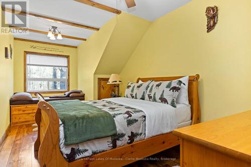 1 - 1041 Summit Road, Muskoka Lakes (Wood (Muskoka Lakes)), ON - Indoor Photo Showing Bedroom