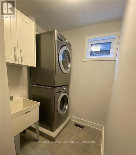 287 Kirchoffer Avenue, Ottawa, ON - Indoor Photo Showing Laundry Room