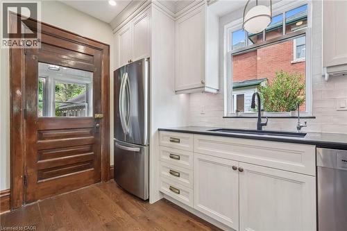 83 Durham Street, Guelph, ON - Indoor Photo Showing Kitchen