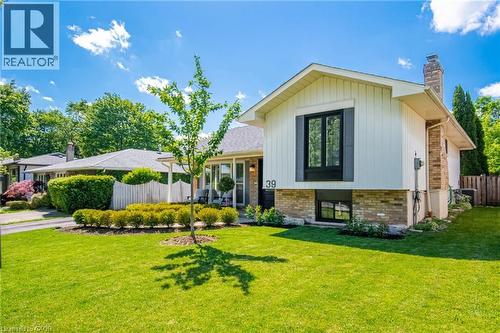 39 CULHAM Street  Oakville, ON L6H 1G3