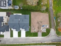 422-424 ROBINSON Street N Grimsby, ON L3M 3C8
