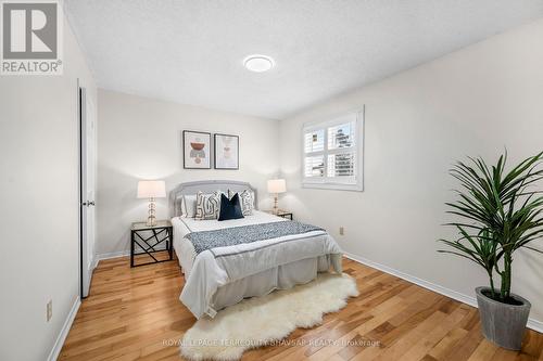 3118 Shadetree Drive, Mississauga, ON - Indoor Photo Showing Bedroom