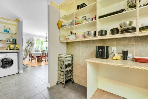 Cuisine - 41Z Rue Richer, Saint-Hippolyte, QC - Indoor Photo Showing Laundry Room
