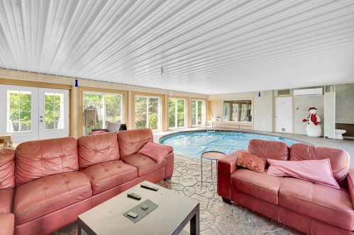Salle familiale - 41Z Rue Richer, Saint-Hippolyte, QC - Indoor Photo Showing Living Room