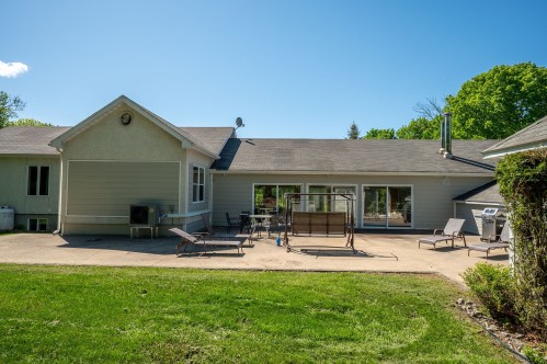 Cour - 41Z Rue Richer, Saint-Hippolyte, QC - Outdoor