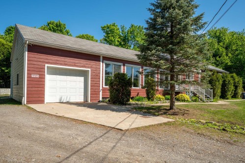 Garage - 41Z Rue Richer, Saint-Hippolyte, QC - Outdoor