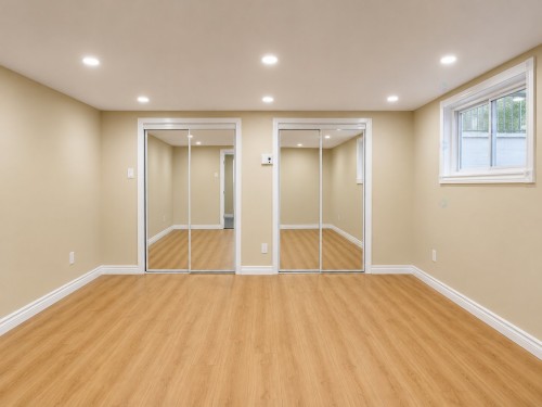 Chambre à coucher - 4060 3E Rue, Laval (Chomedey), QC - Indoor Photo Showing Other Room