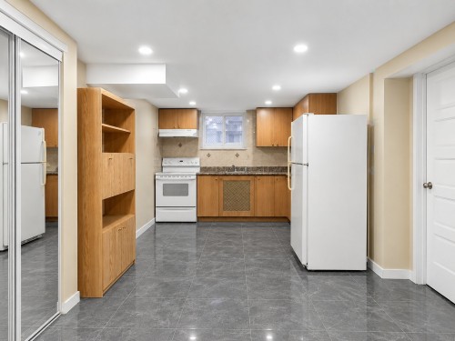 Cuisine - 4060 3E Rue, Laval (Chomedey), QC - Indoor Photo Showing Kitchen