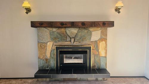 705 16Th Avenue, Cranbrook, BC - Indoor With Fireplace
