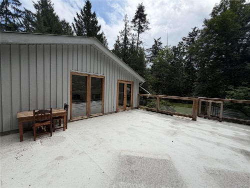 380 Parker Rd, Qualicum Beach, BC 