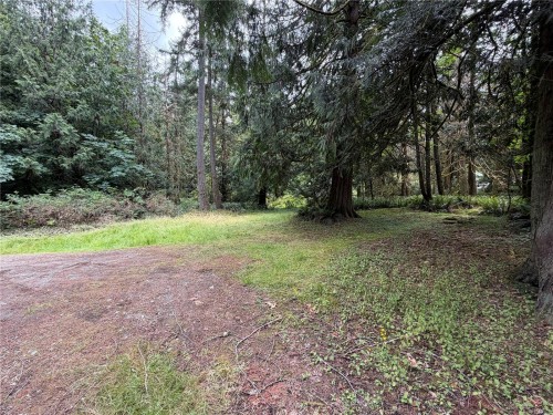 380 Parker Rd, Qualicum Beach, BC 