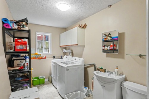2195 Tulsa Rd, Nanaimo, BC 