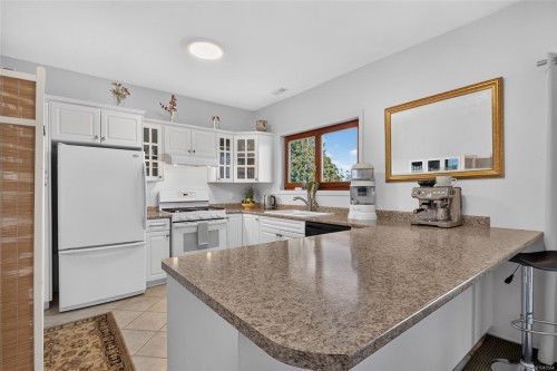 6722 Anzio Rd, Duncan, BC 