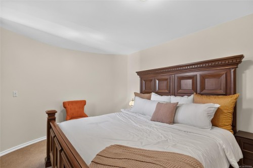 6722 Anzio Rd, Duncan, BC 
