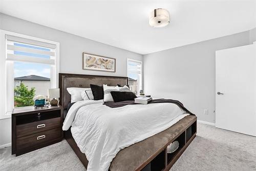 172 Kilroy St, Winnipeg, MB - Indoor Photo Showing Bedroom