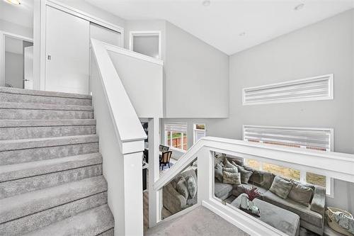 172 Kilroy St, Winnipeg, MB - Indoor Photo Showing Other Room
