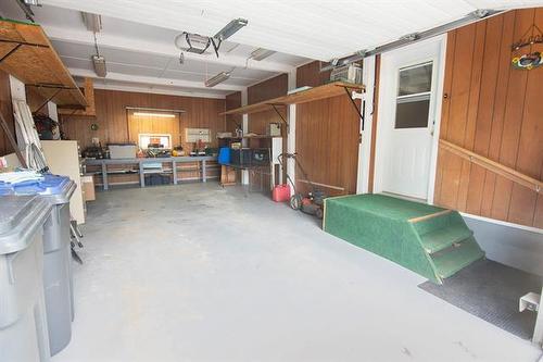 129 Mcintosh St, Lac Du Bonnet, MB - Indoor