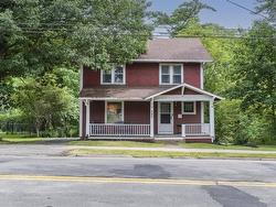 245 Bridge Street  Kentville, NS B4N 2E9