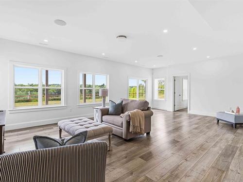 339 Windgate Drive, Windsor Junction, NS - Indoor Photo Showing Living Room