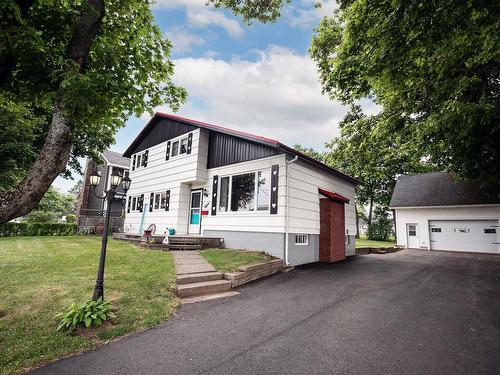 8 Allison Avenue, Amherst, NS - Outdoor