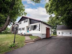 8 Allison Avenue  Amherst, NS B4H 3V4