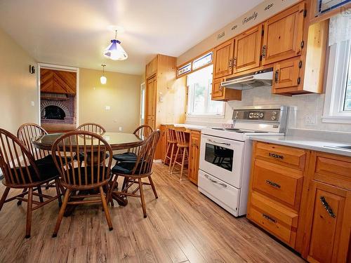 8 Allison Avenue, Amherst, NS - Indoor Photo Showing Other Room