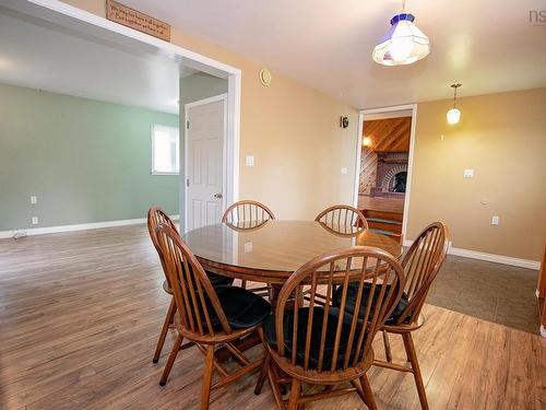 8 Allison Avenue, Amherst, NS - Indoor Photo Showing Dining Room