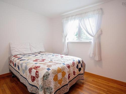 8 Allison Avenue, Amherst, NS - Indoor Photo Showing Bedroom