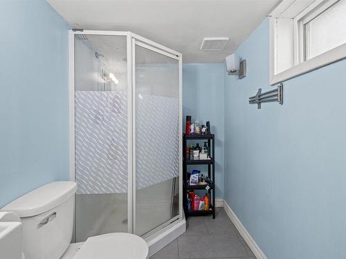 3636 Lynch, Halifax Peninsula, NS - Indoor Photo Showing Bathroom