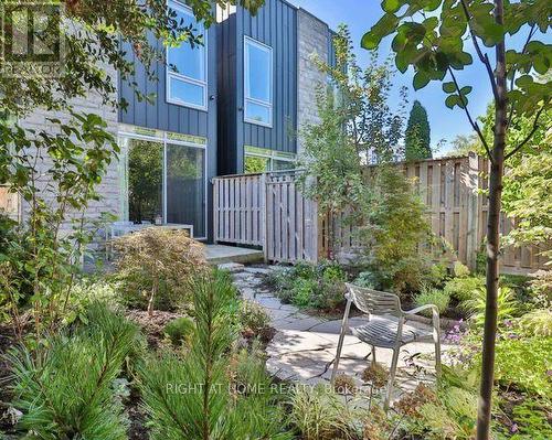 18 Mitchell Avenue, Toronto, ON - Outdoor