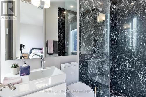 18 Mitchell Avenue, Toronto, ON - Indoor Photo Showing Bathroom