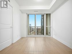 Walk out to Balcony - 