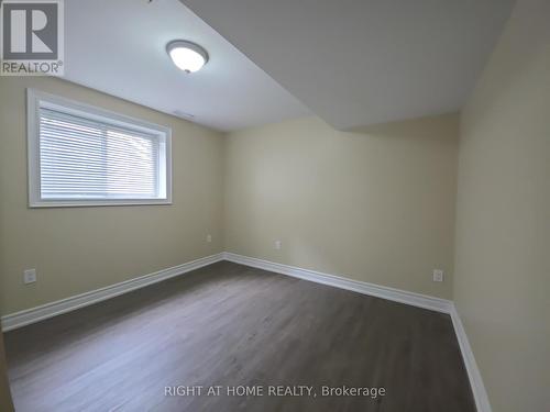 162 Hanmer Street E, Barrie, ON - Indoor Photo Showing Other Room