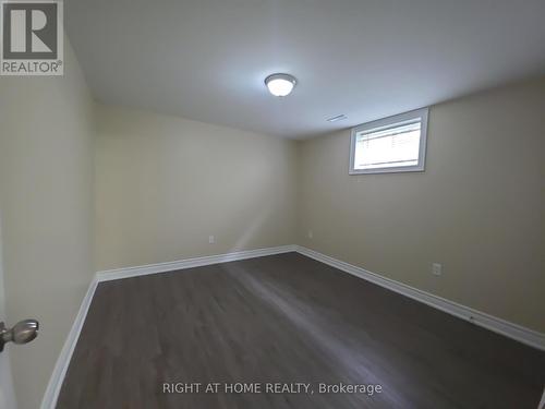 162 Hanmer Street E, Barrie, ON - Indoor Photo Showing Other Room
