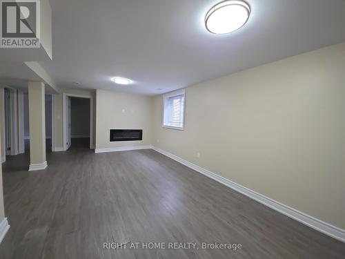 162 Hanmer Street E, Barrie, ON - Indoor Photo Showing Other Room