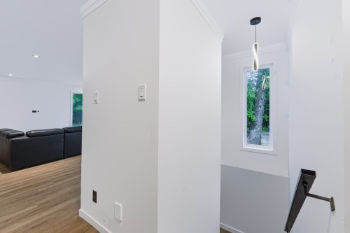 Escalier - 12 Rue Pierre, Saint-Lin/Laurentides, QC - Indoor Photo Showing Other Room